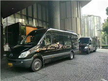 奔驰凌特17座商务车实体拍摄——上海安致汽车租赁小微型客车租赁服务体验